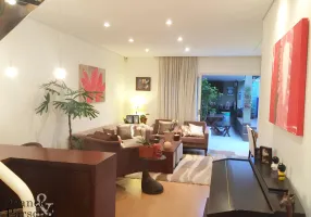 Foto 1 de Casa de Condomínio com 4 Quartos para alugar, 188m² em Jardim Prudência, São Paulo