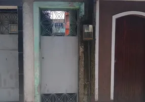 Foto 1 de Casa com 2 Quartos à venda, 70m² em Realengo, Rio de Janeiro