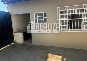 Foto 1 de Casa com 4 Quartos à venda, 200m² em Santa Maria, Uberaba