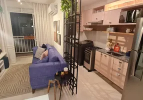 Foto 1 de Apartamento com 3 Quartos à venda, 58m² em Barra da Tijuca, Rio de Janeiro