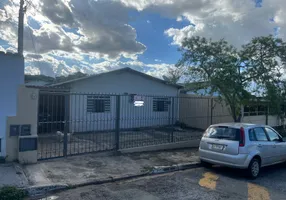 Foto 1 de Casa com 2 Quartos à venda, 110m² em Conjunto Residencial Aruana I, Goiânia