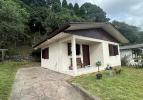 Foto 1 de Casa com 2 Quartos à venda, 100m² em Piratini, Gramado