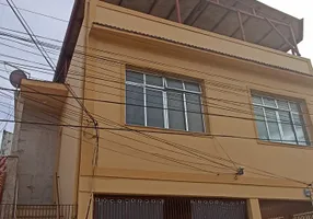 Foto 1 de Sobrado com 3 Quartos à venda, 90m² em Venda da Cruz, São Gonçalo