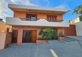 Foto 1 de Casa com 5 Quartos à venda, 160m² em Hidraulica, Santana do Livramento