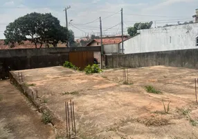 Foto 1 de Casa com 2 Quartos à venda, 360m² em Milionários, Belo Horizonte