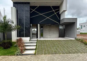 Foto 1 de Casa de Condomínio com 4 Quartos à venda, 252m² em Cidade Alpha, Eusébio