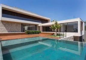 Foto 1 de Casa de Condomínio com 5 Quartos à venda, 653m² em Vila de São Fernando, Cotia