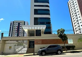 Foto 1 de Apartamento com 3 Quartos para alugar, 250m² em Barro Vermelho, Natal