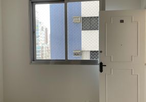 Foto 1 de Apartamento com 2 Quartos para alugar, 68m² em Boqueirão, Santos