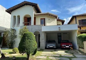 Foto 1 de Casa de Condomínio com 3 Quartos à venda, 333m² em Residencial Quatro, Santana de Parnaíba