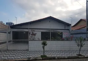 Foto 1 de Casa com 4 Quartos à venda, 247m² em Vila Sao Paulo, Mongaguá