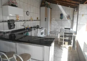 Foto 1 de Casa com 3 Quartos à venda, 200m² em , Itaú de Minas