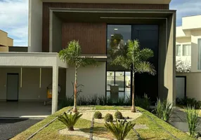 Foto 1 de Casa de Condomínio com 4 Quartos à venda, 225m² em Condomínio do Lago, Goiânia