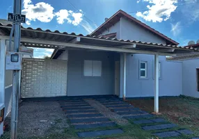 Foto 1 de Casa de Condomínio com 3 Quartos para alugar, 70m² em Jardim Decolores, Trindade