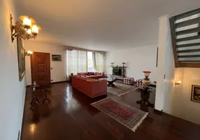 Foto 1 de Casa com 4 Quartos à venda, 375m² em Vila Tramontano, São Paulo
