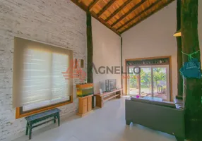 Foto 1 de Casa de Condomínio com 3 Quartos à venda, 160m² em Centro, Cristais Paulista