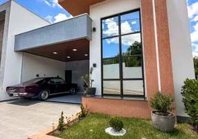 Foto 1 de Casa de Condomínio com 4 Quartos à venda, 144m² em Senador Nilo Coelho, Arapiraca