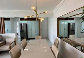 Foto 1 de Apartamento com 3 Quartos à venda, 120m² em Centro, Balneário Camboriú