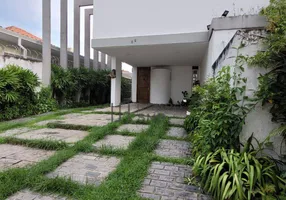 Foto 1 de Casa com 3 Quartos à venda, 295m² em Enseada, Guarujá
