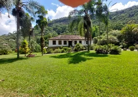 Foto 1 de Fazenda/Sítio com 4 Quartos à venda em Ponte Nova, Teresópolis