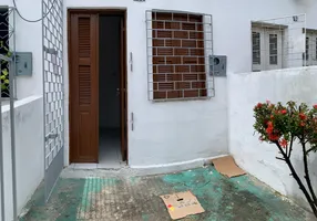 Foto 1 de Casa com 1 Quarto para alugar, 40m² em Vila Ellery, Fortaleza