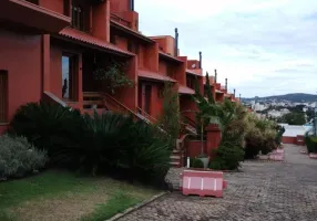 Foto 1 de Casa com 3 Quartos para alugar, 383m² em Cristal, Porto Alegre