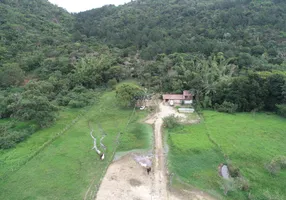 Foto 1 de Fazenda/Sítio com 1 Quarto à venda, 14000m² em São João do Rio Vermelho, Florianópolis