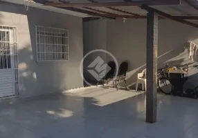 Foto 1 de Casa com 3 Quartos à venda, 66m² em Parque Residencial Tuiuti, Maringá