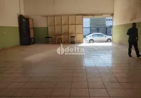 Foto 1 de Galpão/Depósito/Armazém à venda, 318m² em Jardim Inconfidência, Uberlândia