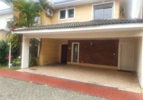 Foto 1 de Casa de Condomínio com 4 Quartos à venda, 290m² em Granja Julieta, São Paulo