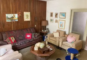 Foto 1 de Casa com 4 Quartos à venda, 235m² em Indianópolis, São Paulo