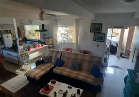 Foto 1 de Casa com 2 Quartos à venda, 125m² em Itapuã, Salvador