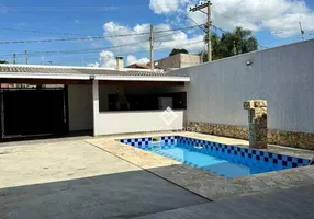 Foto 1 de Casa com 2 Quartos à venda, 192m² em Jardim Leblon, Jacareí