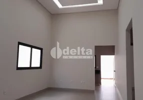 Foto 1 de Casa com 3 Quartos à venda, 215m² em Cidade Jardim, Uberlândia