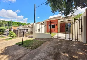 Foto 1 de Casa com 3 Quartos para alugar, 76m² em Jardim São Silvestre, Maringá