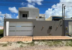 Foto 1 de Casa com 3 Quartos à venda, 230m² em Aruana, Aracaju