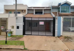 Foto 1 de Casa com 4 Quartos para venda ou aluguel, 160m² em Jardim Campo Belo, Maringá