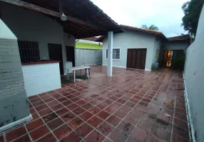 Foto 1 de Casa com 3 Quartos à venda, 130m² em Solemar, Praia Grande