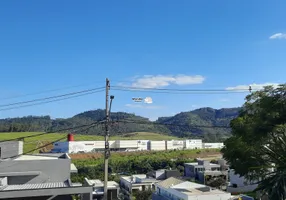 Foto 1 de Casa de Condomínio com 4 Quartos para venda ou aluguel, 220m² em Condomínio Vale das Águas, Bragança Paulista