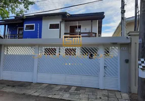 Foto 1 de Casa com 3 Quartos à venda, 190m² em Vila Irmãos Arnoni, São Paulo