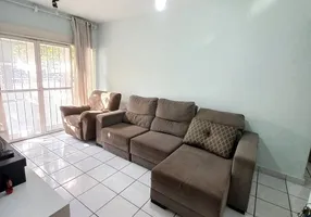 Foto 1 de Apartamento com 3 Quartos à venda, 75m² em Enseada, Guarujá