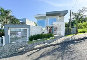 Foto 1 de Casa com 4 Quartos à venda, 328m² em Centro, Penha