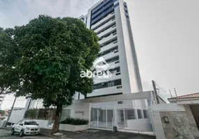 Foto 1 de Apartamento com 4 Quartos à venda, 249m² em Barro Vermelho, Natal