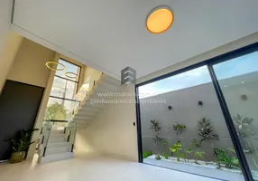 Foto 1 de Casa de Condomínio com 4 Quartos à venda, 287m² em Condomínio Belvedere II, Cuiabá