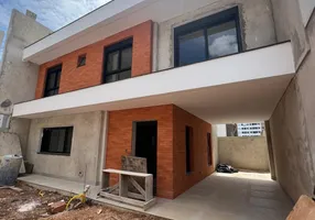Foto 1 de Casa de Condomínio com 3 Quartos à venda, 167m² em Vila Izabel, Curitiba