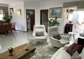 Foto 1 de Casa com 3 Quartos à venda, 320m² em Parque Santa Felícia Jardim, São Carlos