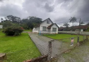 Foto 1 de Lote/Terreno à venda, 1696m² em Floresta, Joinville