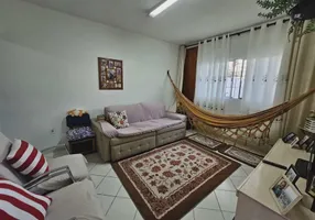 Foto 1 de Casa com 2 Quartos à venda, 60m² em Lobato, Salvador