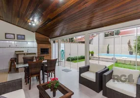 Foto 1 de Casa com 3 Quartos à venda, 379m² em Ipanema, Porto Alegre