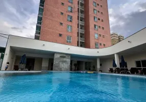 Foto 1 de Apartamento com 3 Quartos à venda, 140m² em Parque Residencial Laranjeiras, Serra